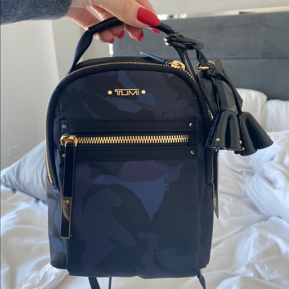 TUMI SERRA MINI CONVERTIBLE BACKPACK VOYAGEUR